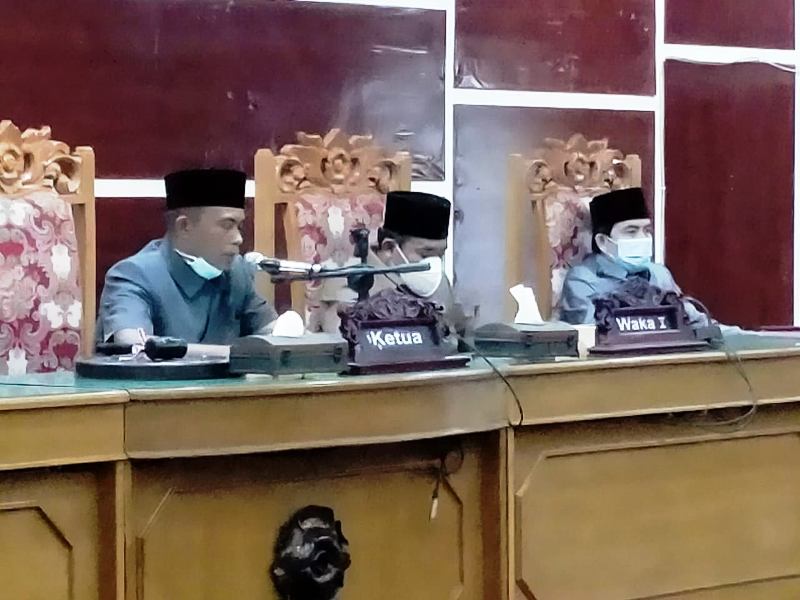 Rapat Paripurna DPRD Kota Bengkulu dengan Agenda Penyampaian Propemperda Tahun 2021