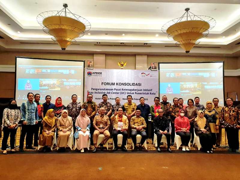 Peserta Forum Konsolidasi Asosiasi Pemerintah Kota Seluruh Indonesia ( APEKSI)